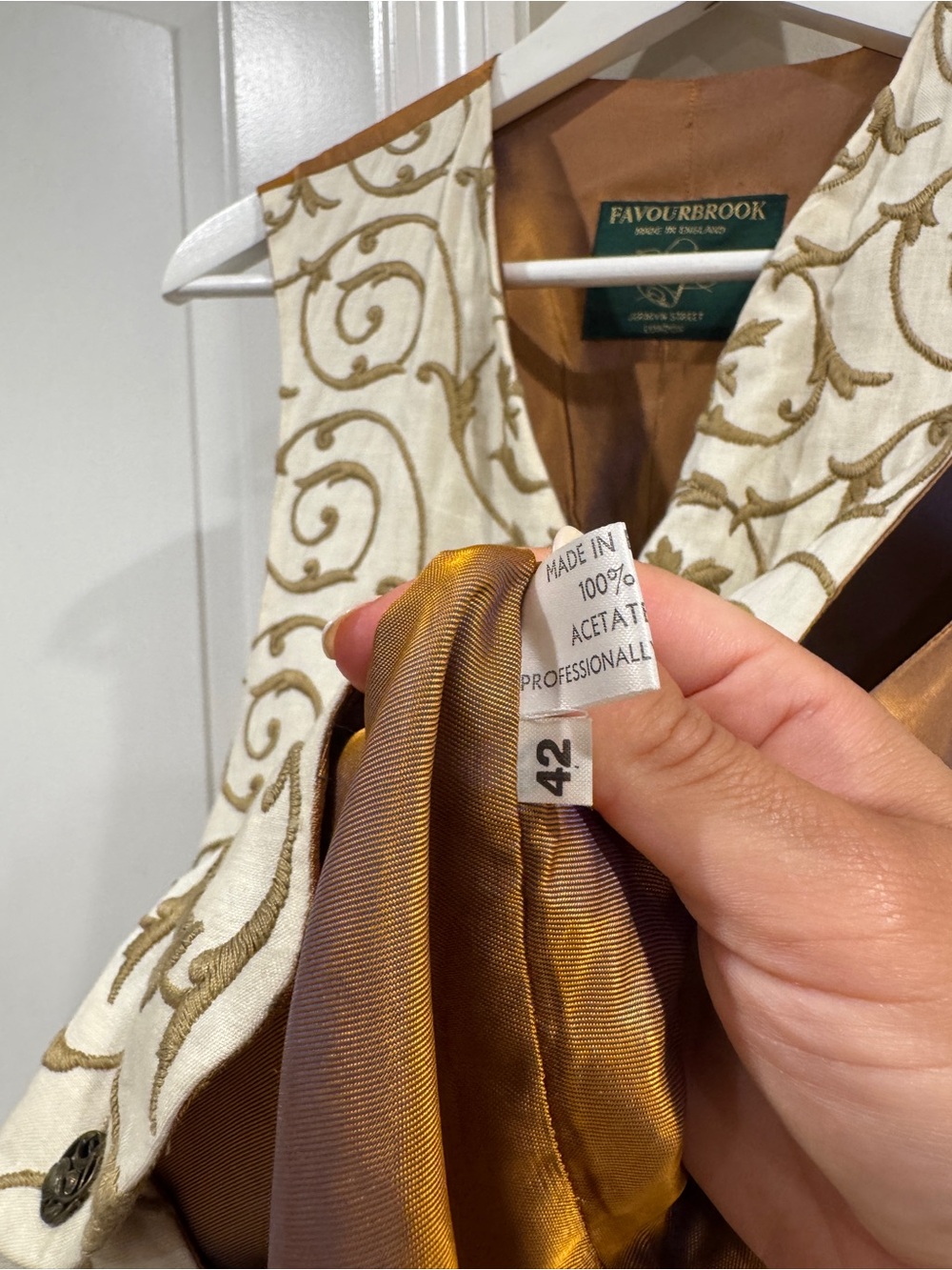 Favourbrook England Embroidered Brocade Waistcoat Vest Ivory Gold Formal Wedding - Picture 9 of 9